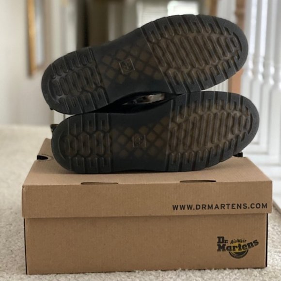 Dr. Martens "Zavala" Boot. UNISEX. Womens Size 11/Men's Size 10 - Picture 3 of 4